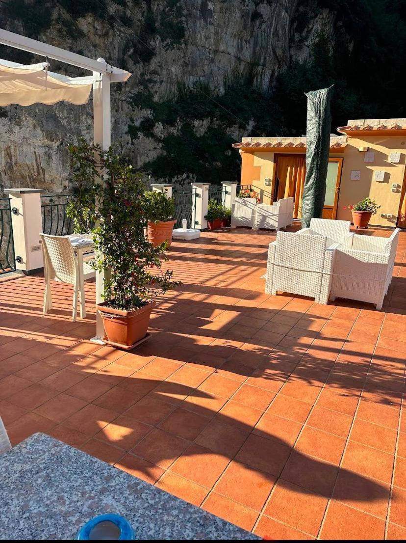 B&B Valenti Amalfi Eksteriør billede